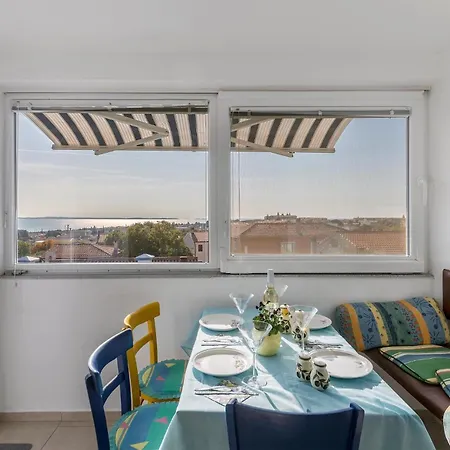 Appartement Beautiful In With Kitchen *
